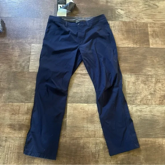 New Eddie Bauer Tech pants in atlantic - Picture 4 of 8